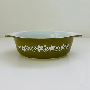 PYREX Spring Blossom Green Crazy Daisy 043 Casserole Dish 1.5 Qt